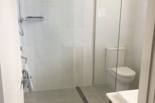 Custom Made Shower Screens - Shower Enclosure Service